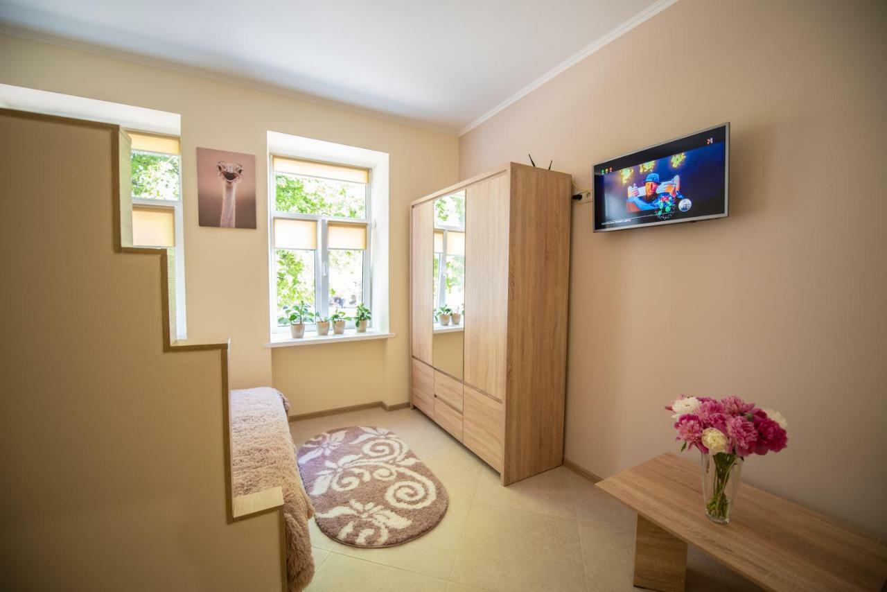 Apartment M&K In The Center Lviv Buitenkant foto